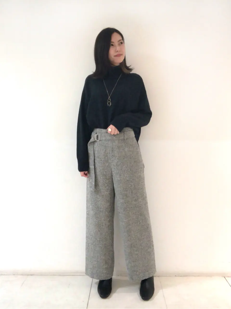 組曲 岩田 コーディネート画像