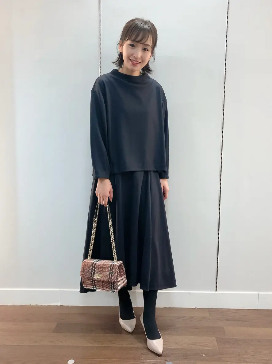 組曲 スタッフ コーディネート画像