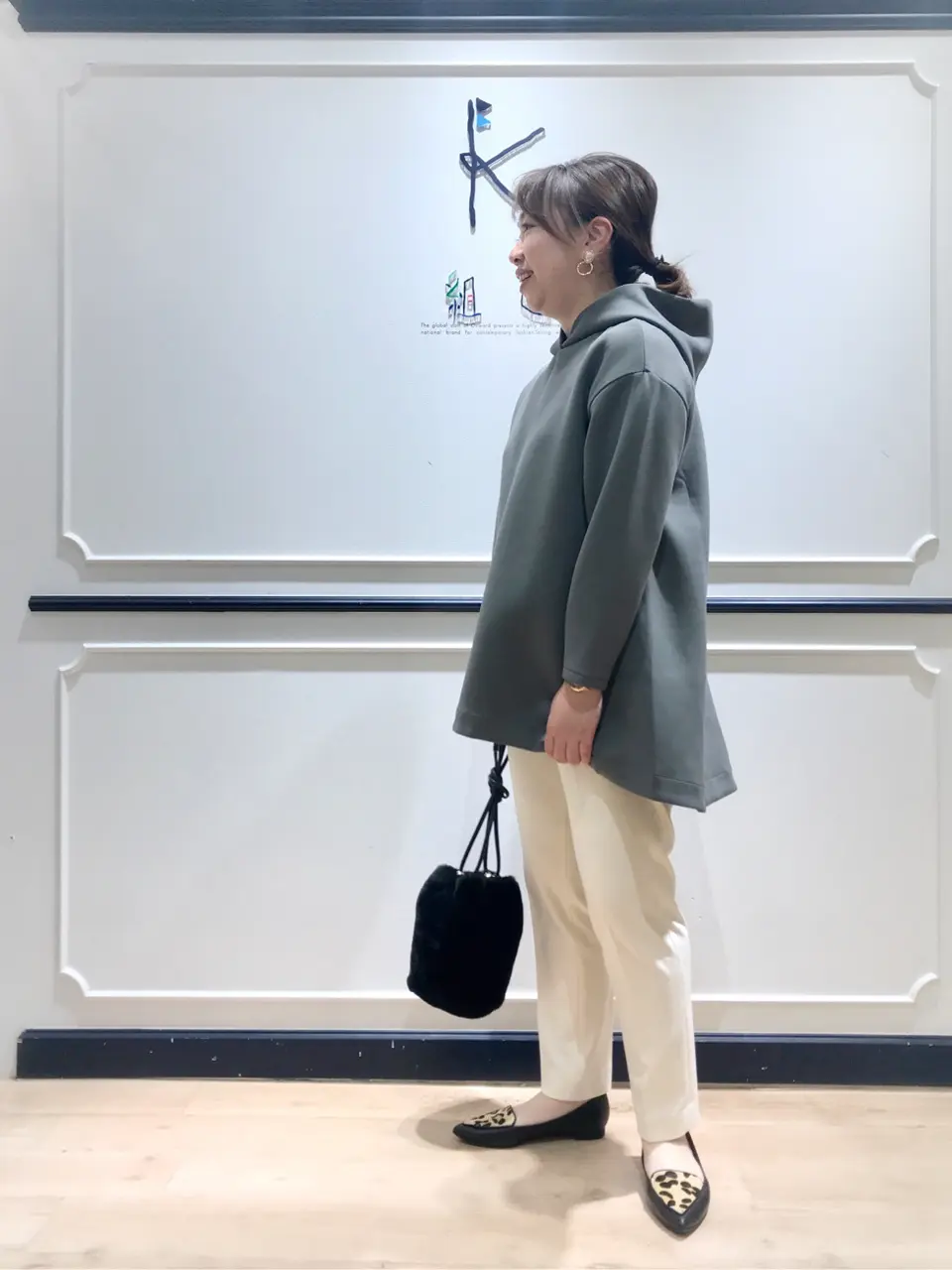 組曲 中山 コーディネート画像