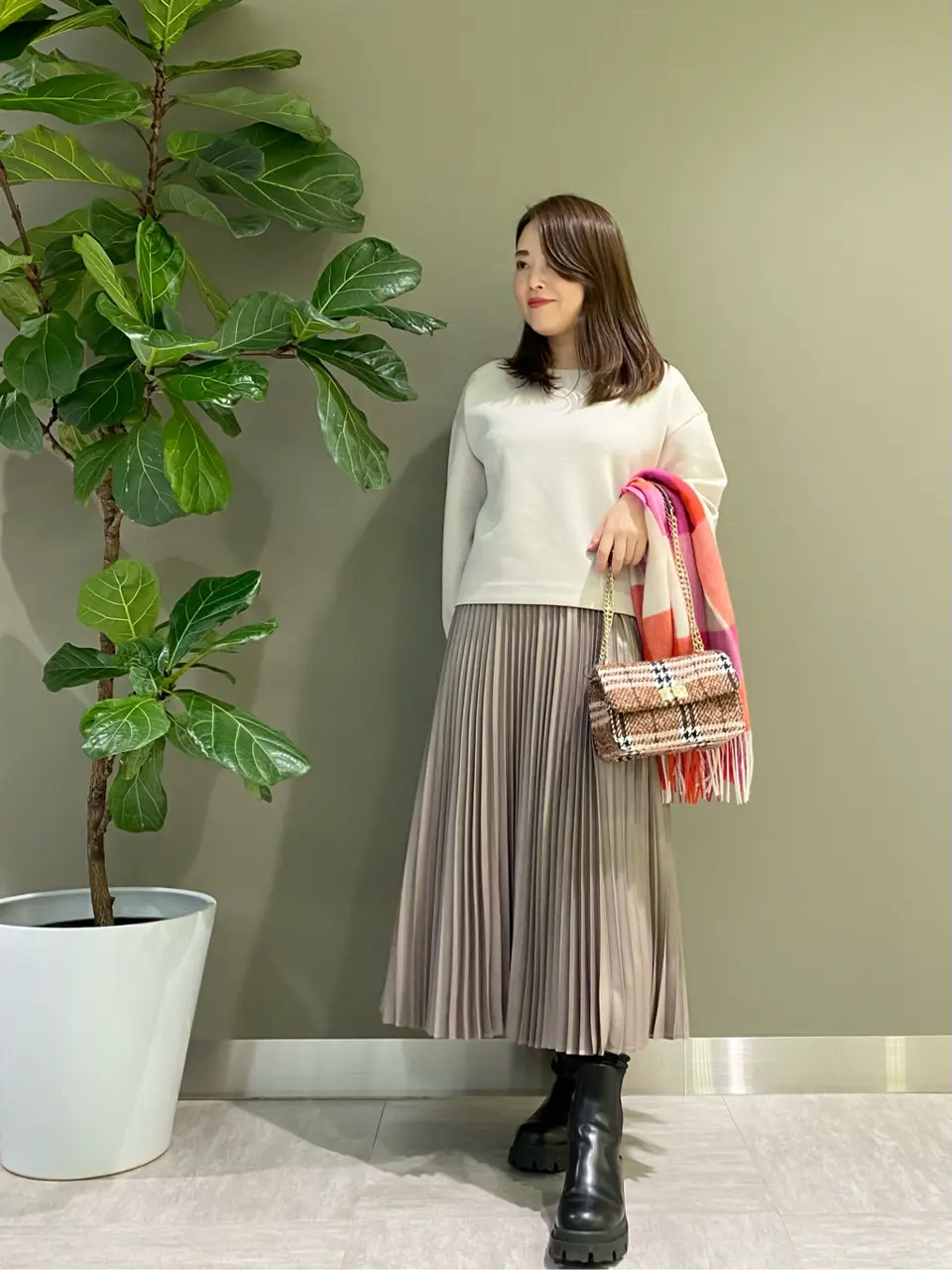  酒井 コーディネート画像