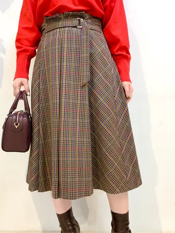 組曲 石井 コーディネート画像