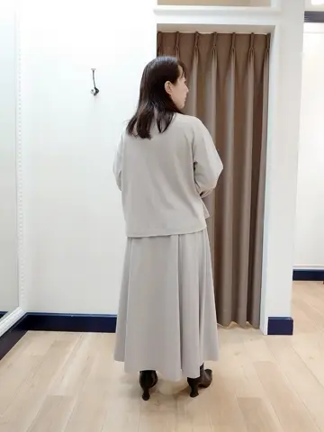 組曲 スタッフ コーディネート画像