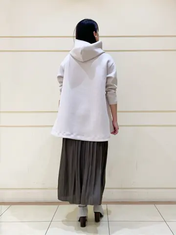 組曲 飯野 コーディネート画像