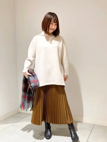 組曲 スタッフ コーディネート画像