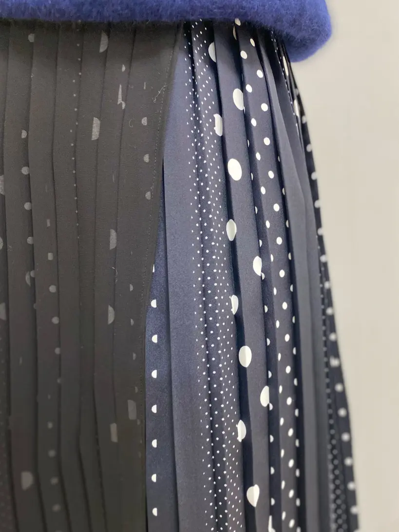 組曲 鈴木 コーディネート画像