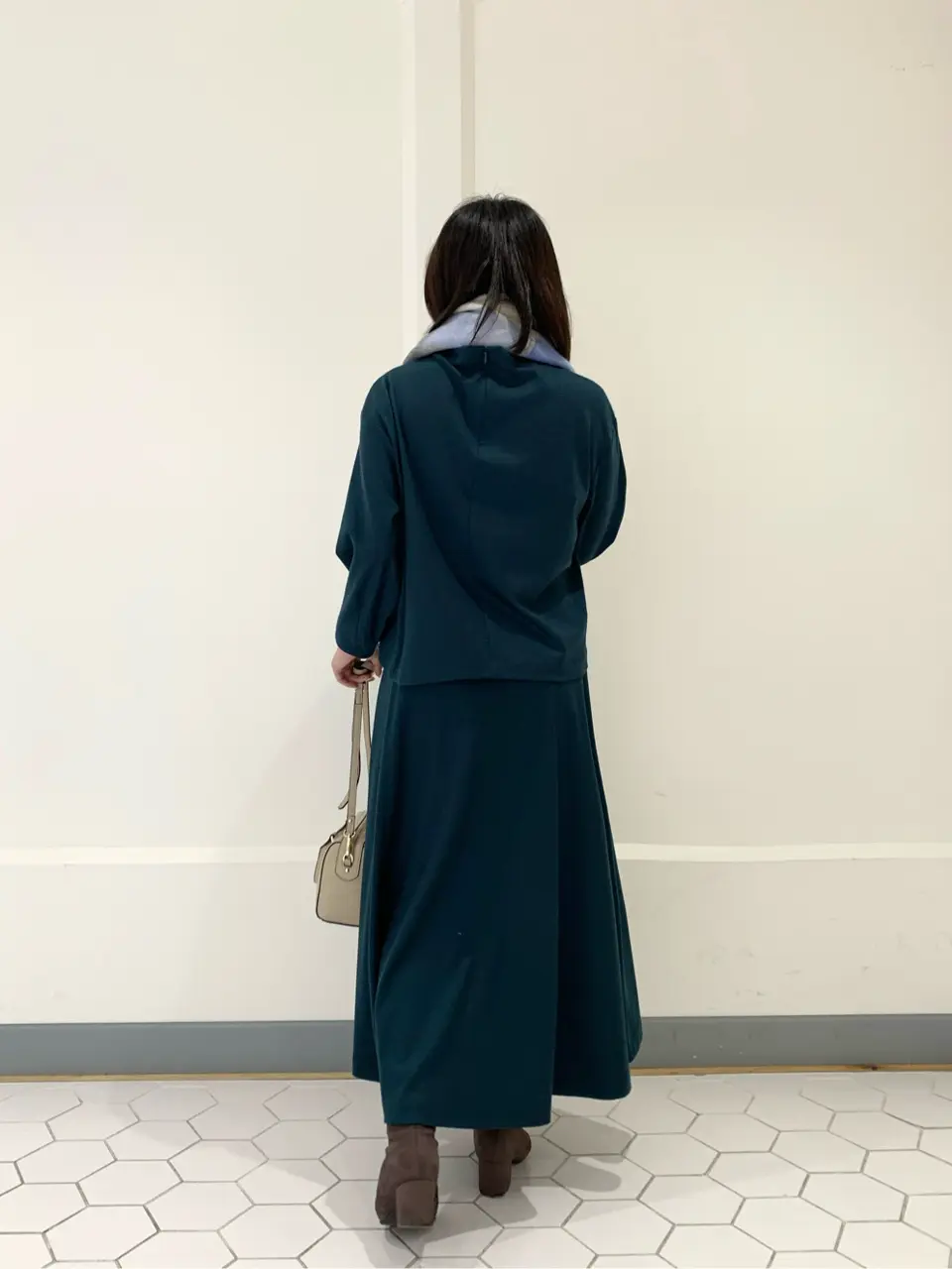 組曲 スタッフ コーディネート画像