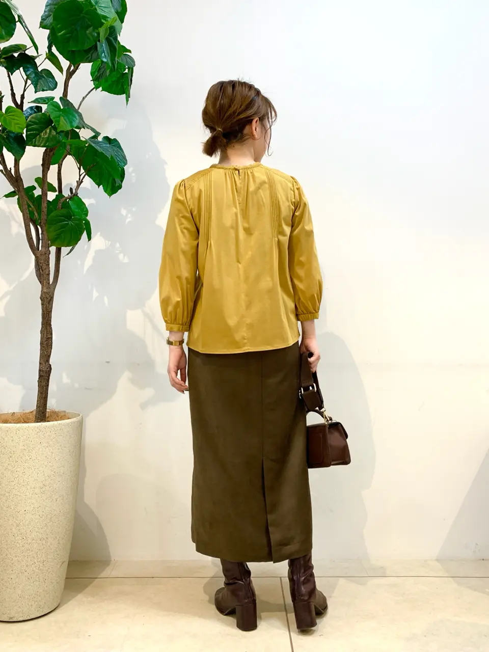 組曲 石井 コーディネート画像