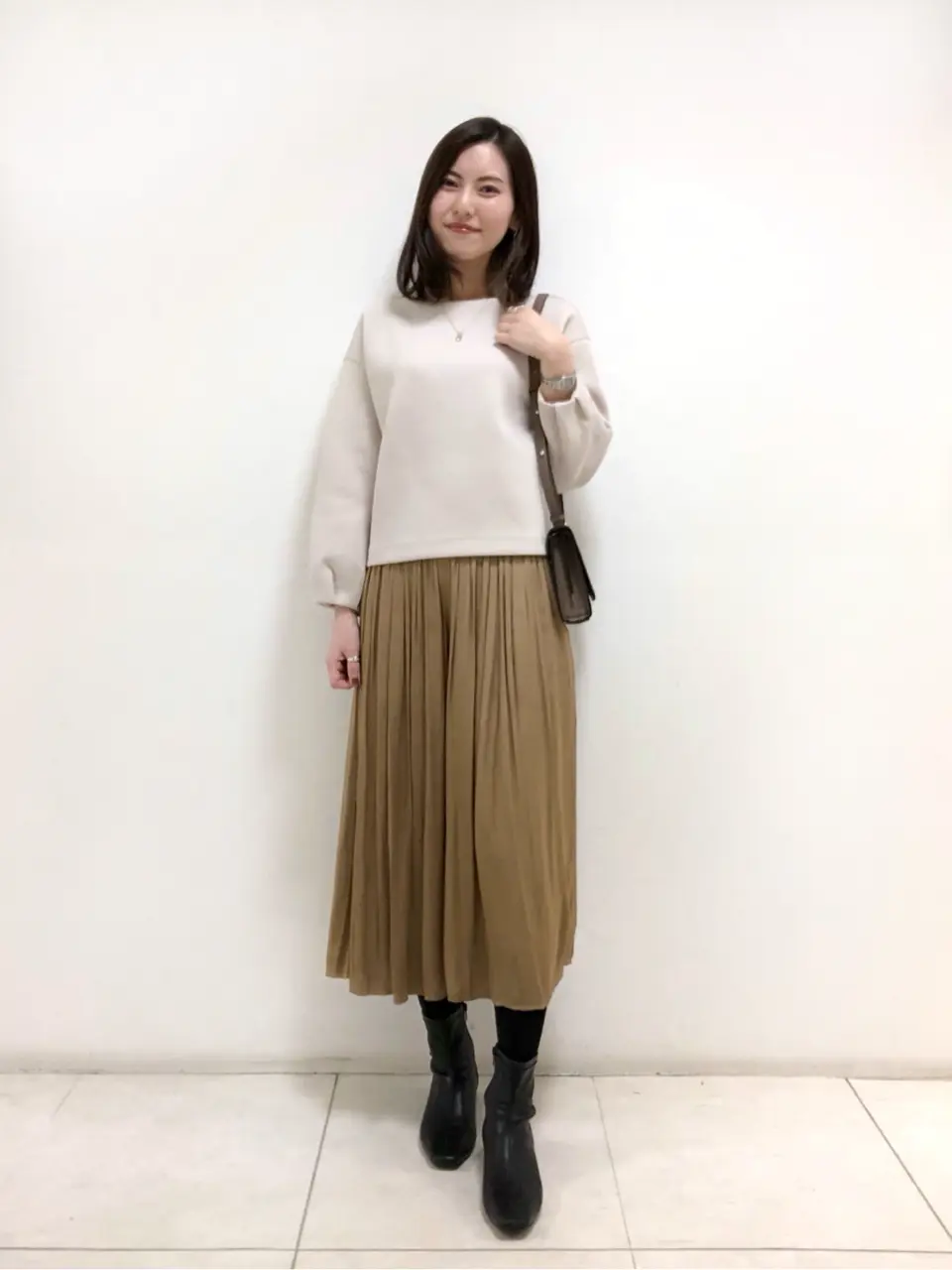 組曲 岩田 コーディネート画像