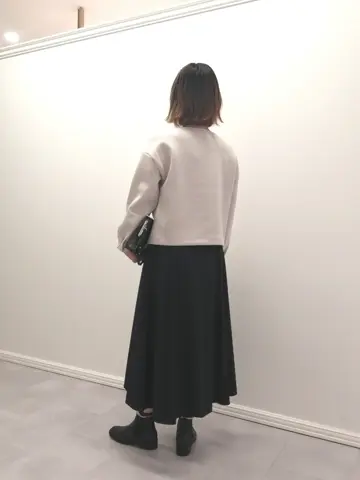 組曲 スタッフ コーディネート画像