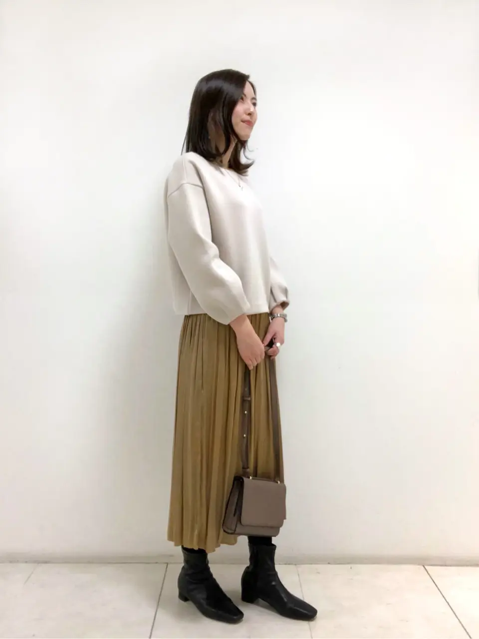 組曲 岩田 コーディネート画像