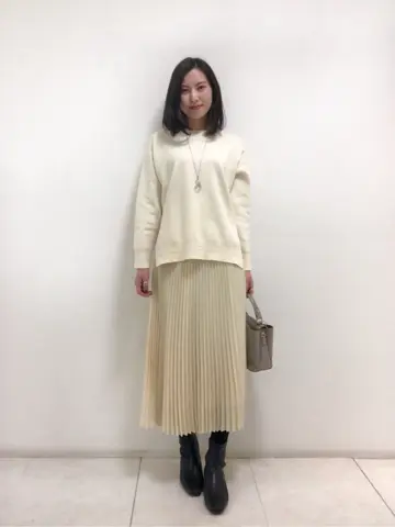 組曲 岩田 コーディネート画像