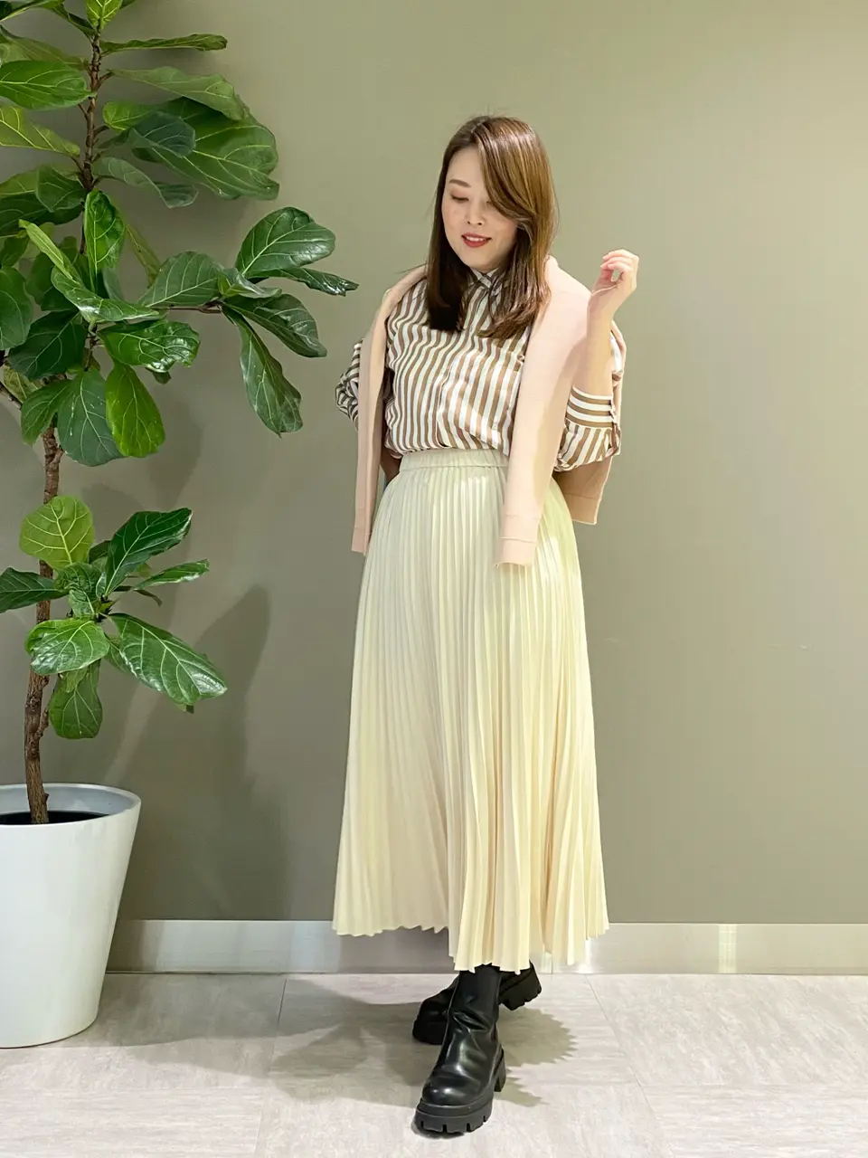  酒井 コーディネート画像