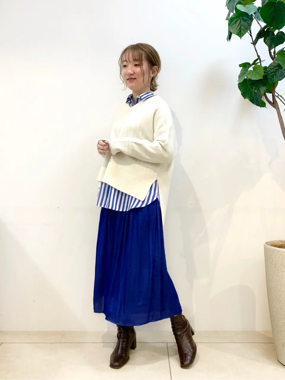 組曲 石井 コーディネート画像