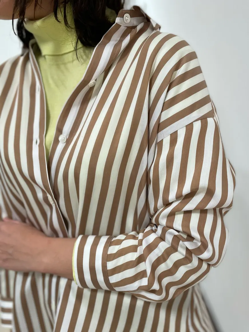 組曲 宮本 コーディネート画像