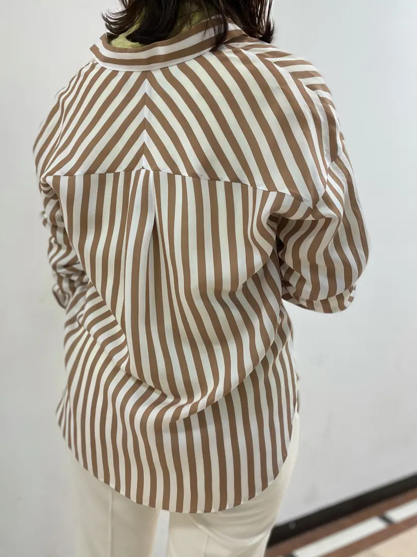 組曲 宮本 コーディネート画像