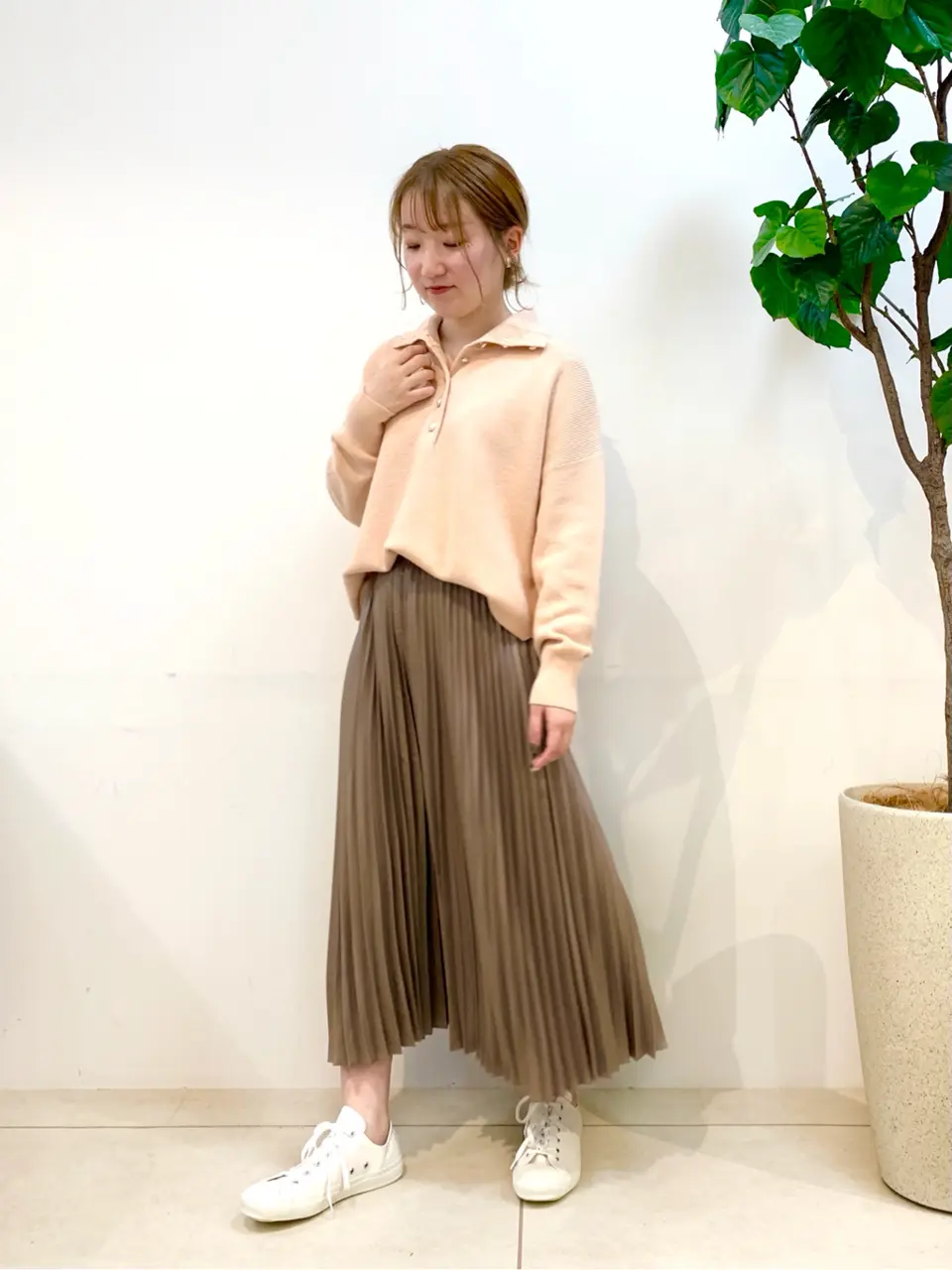 組曲 石井 コーディネート画像