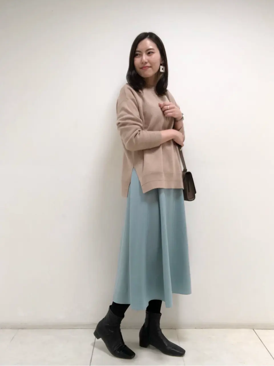 組曲 岩田 コーディネート画像