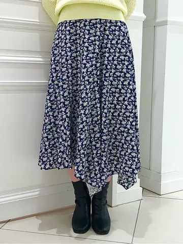 組曲 戸澤 コーディネート画像