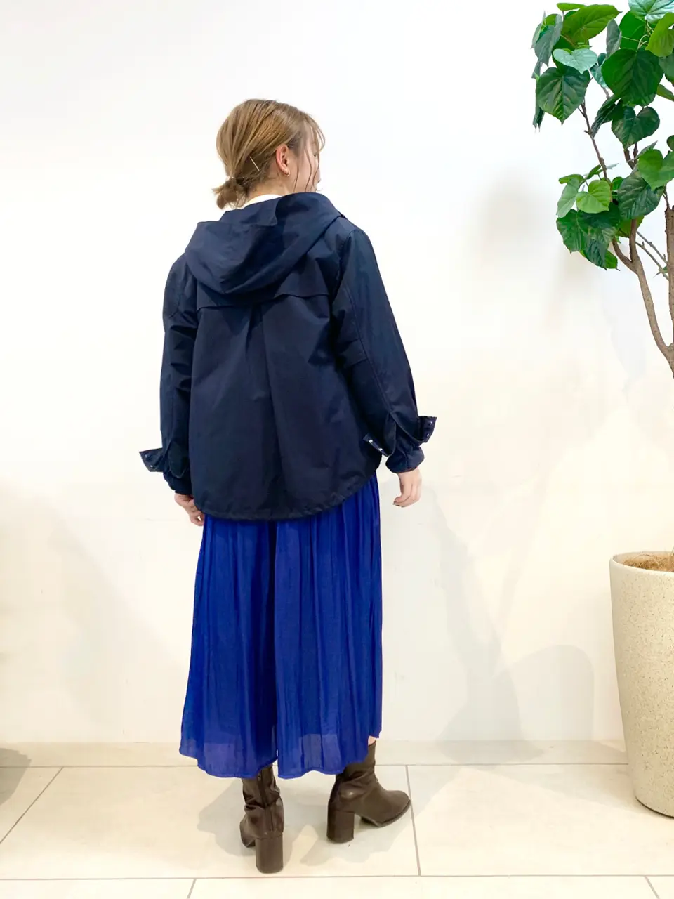 組曲 石井 コーディネート画像