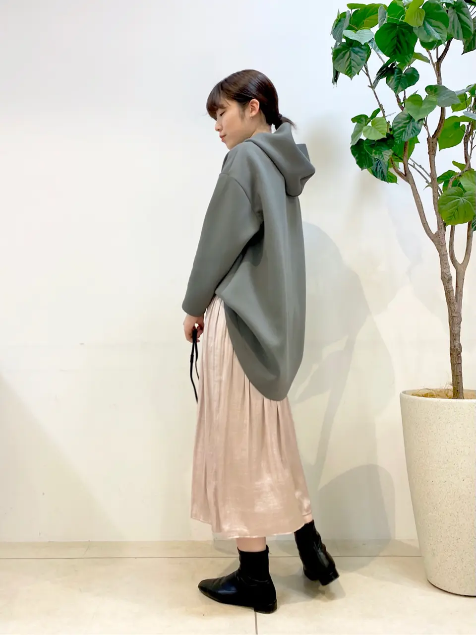 組曲 松田 コーディネート画像