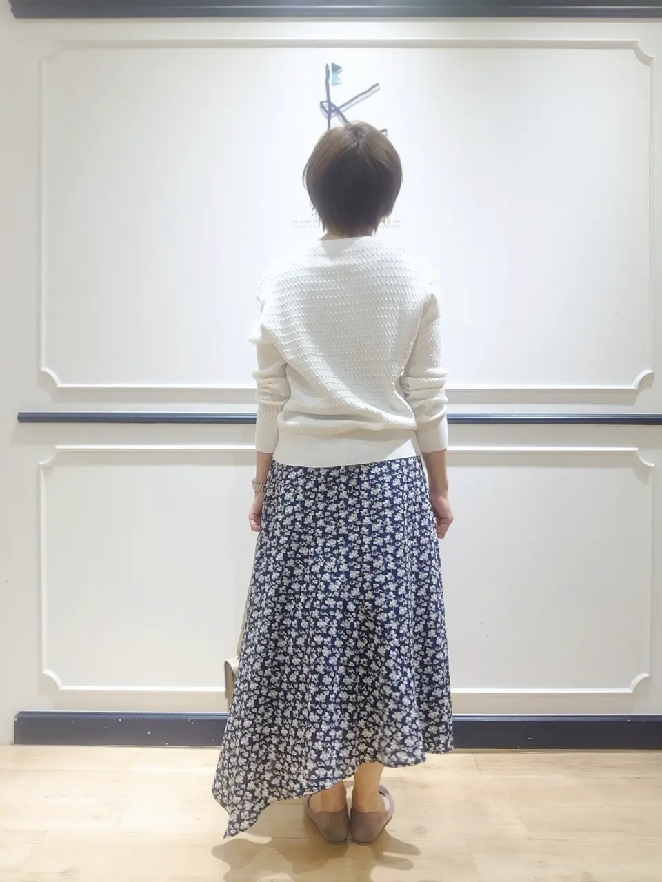 組曲 井上 コーディネート画像