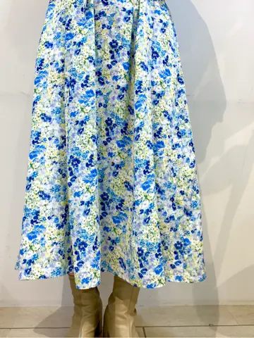 組曲 石井 コーディネート画像