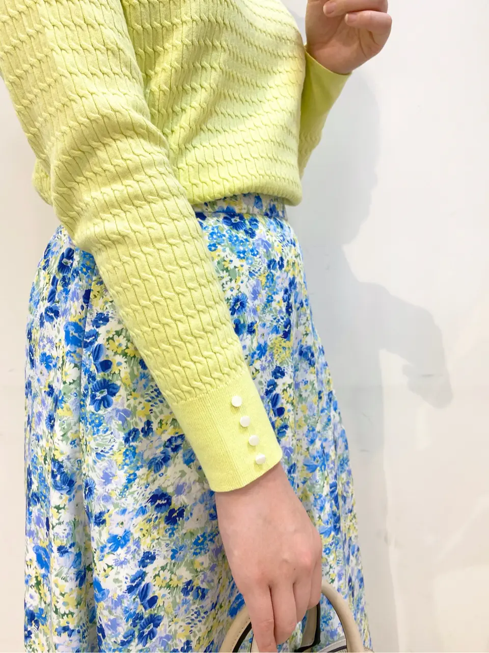 組曲 松田 コーディネート画像