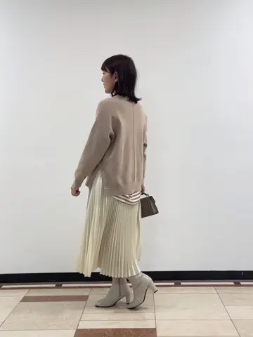 組曲 宮本 コーディネート画像