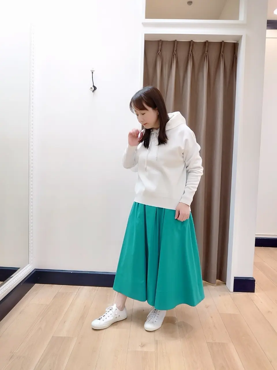 組曲 スタッフ コーディネート画像