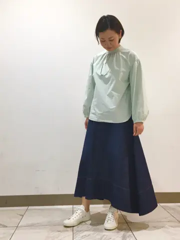 組曲 スタッフ コーディネート画像