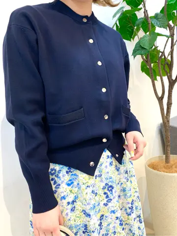 組曲 石井 コーディネート画像