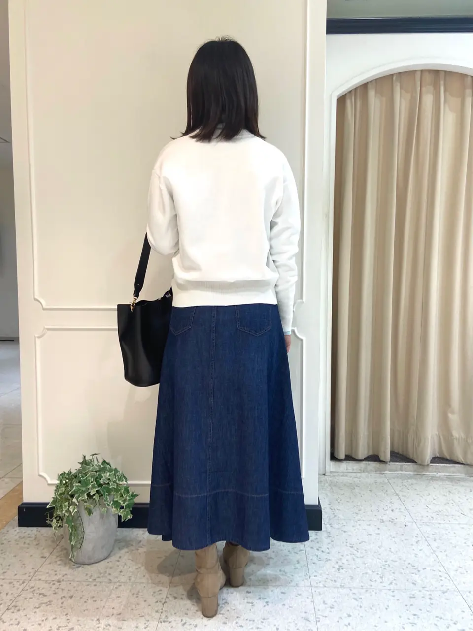 組曲 スタッフ コーディネート画像