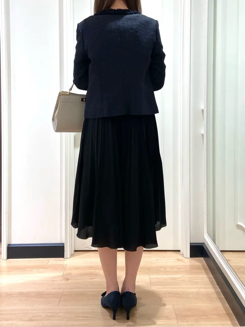 組曲 スタッフ コーディネート画像