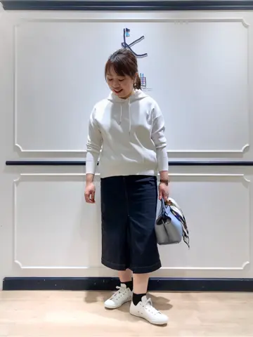 組曲 中山 コーディネート画像