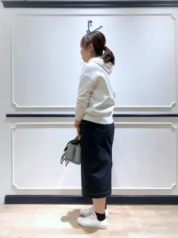 組曲 中山 コーディネート画像