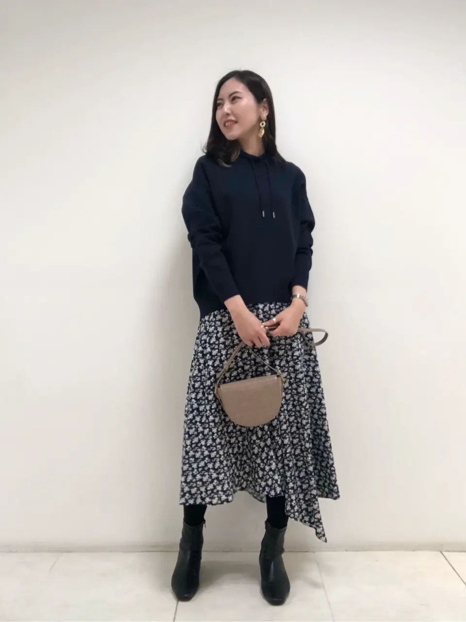 組曲 岩田 コーディネート画像