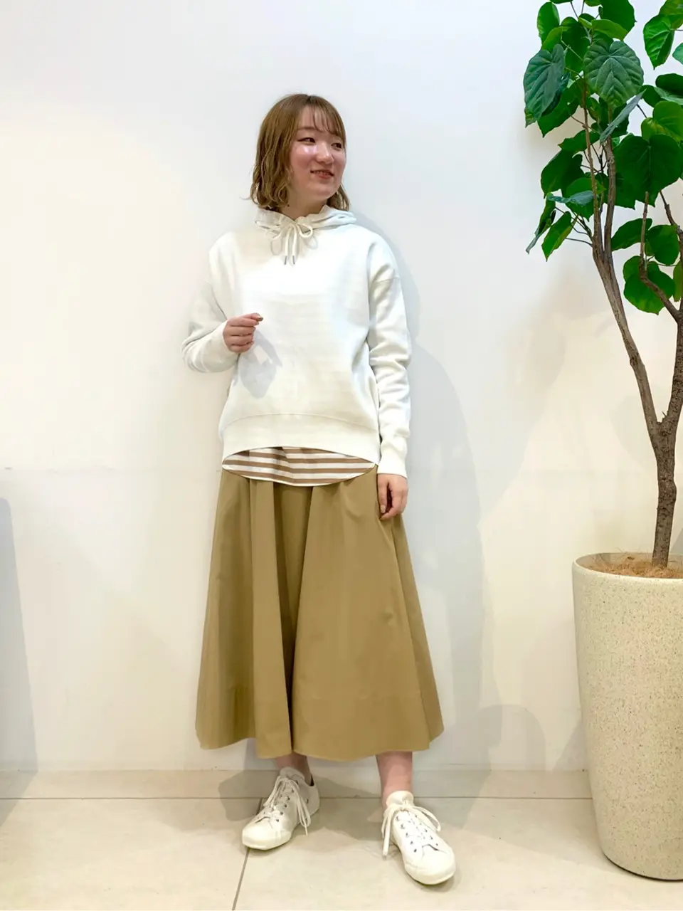 組曲 石井 コーディネート画像