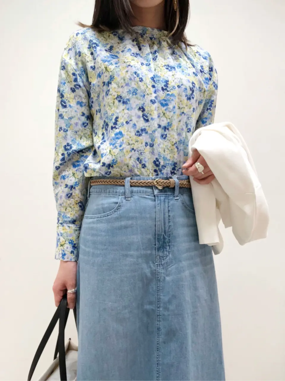 組曲 岩田 コーディネート画像