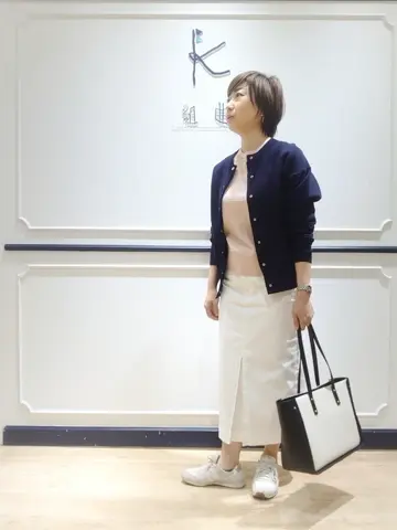 組曲 井上 コーディネート画像