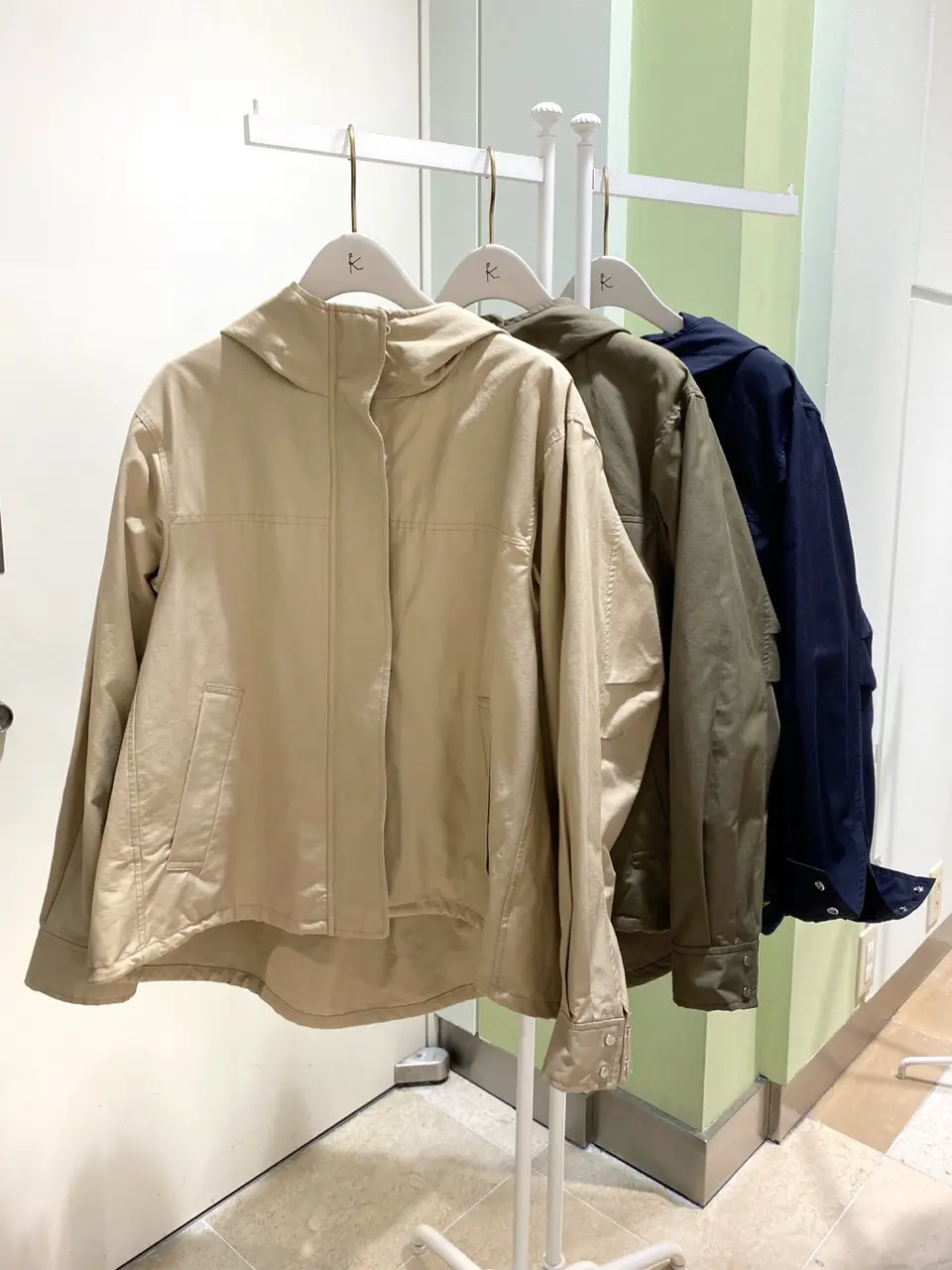 組曲 井上 コーディネート画像