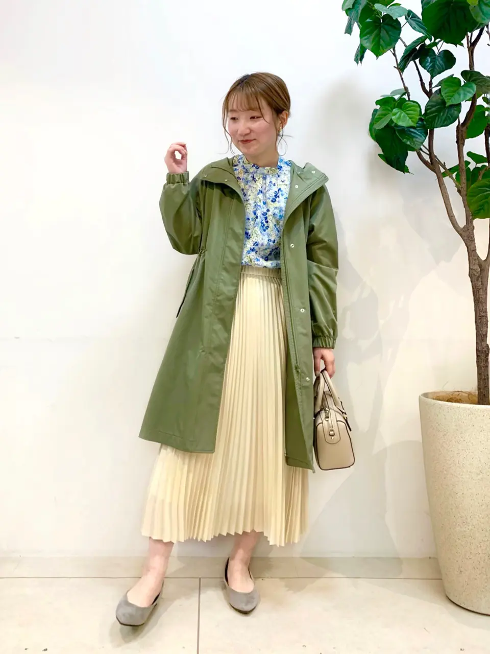 組曲 石井 コーディネート画像