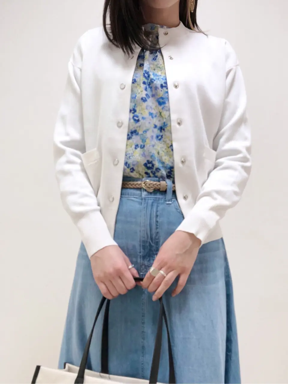 組曲 岩田 コーディネート画像