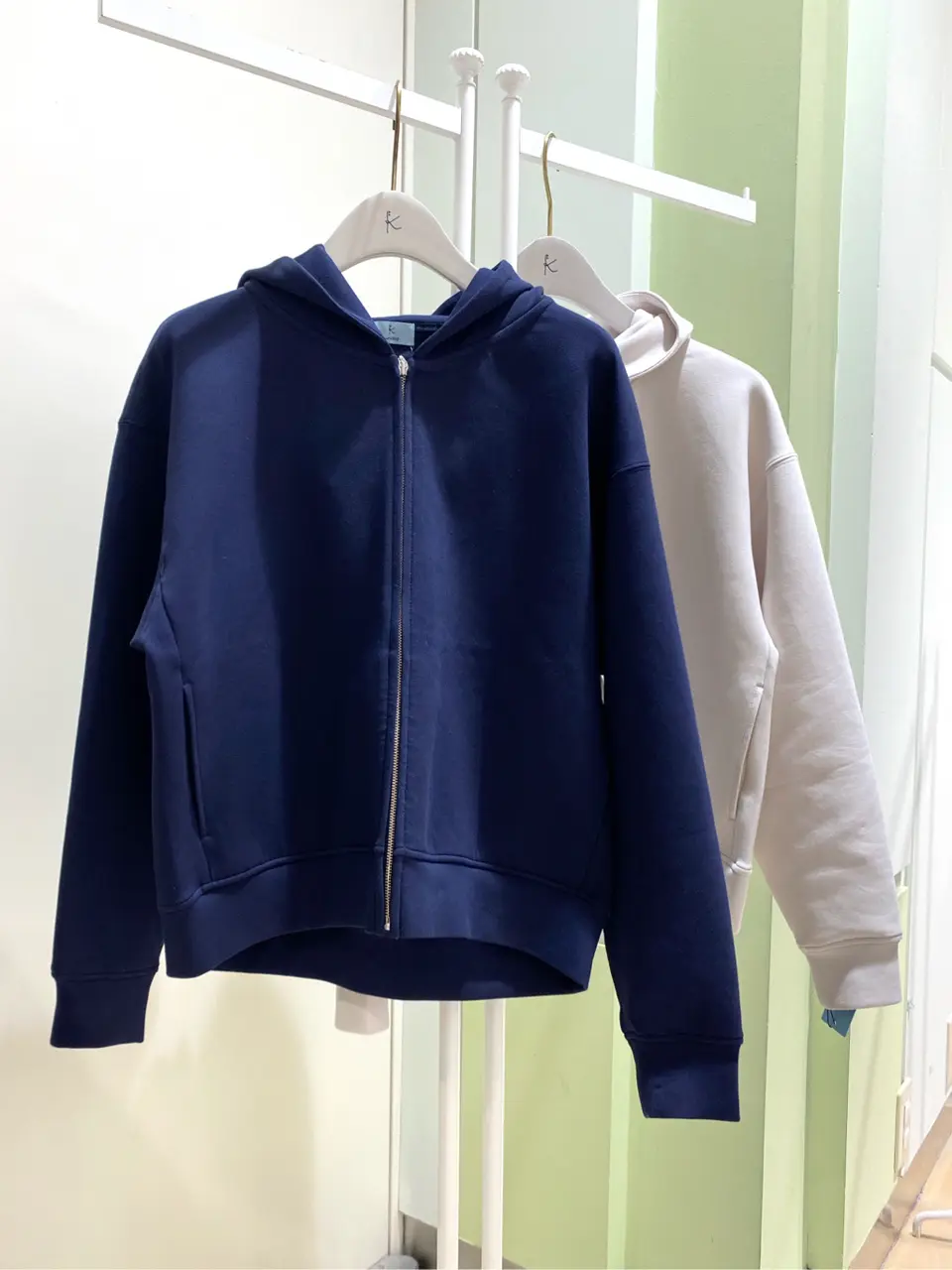 組曲 柿内 コーディネート画像