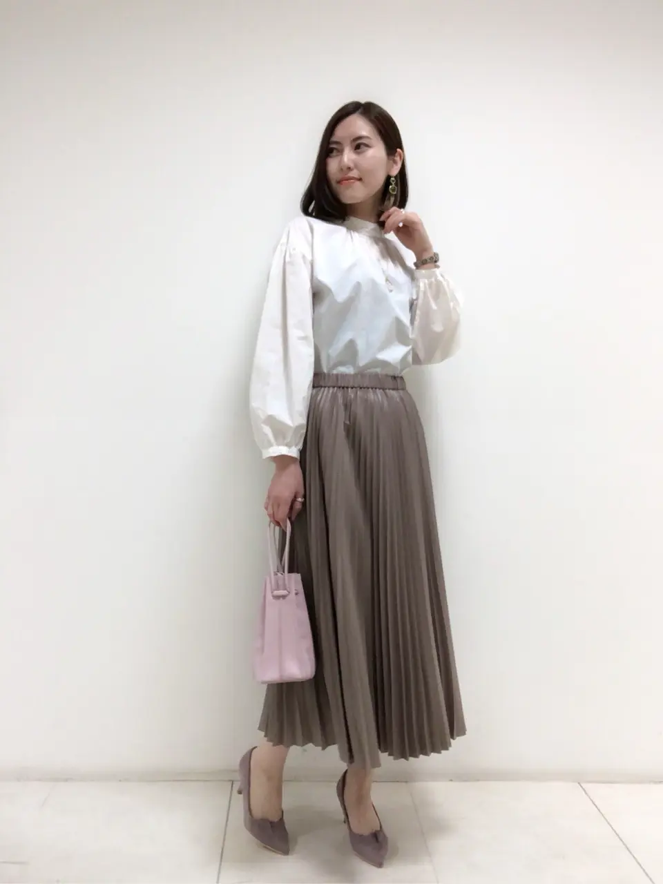 組曲 岩田 コーディネート画像