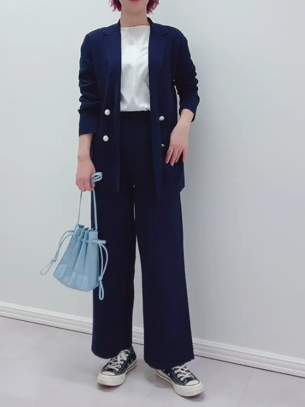 組曲 スタッフ コーディネート画像