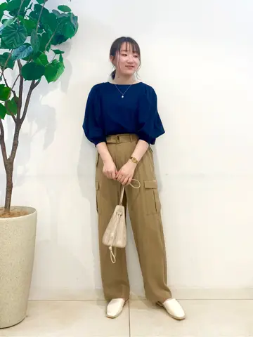 組曲 石井 コーディネート画像