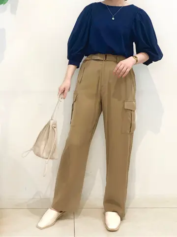 組曲 石井 コーディネート画像