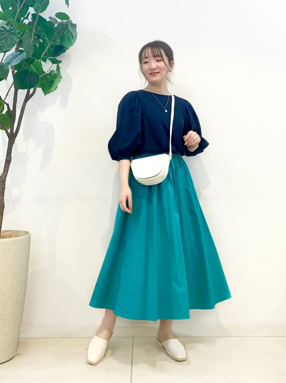 組曲 石井 コーディネート画像