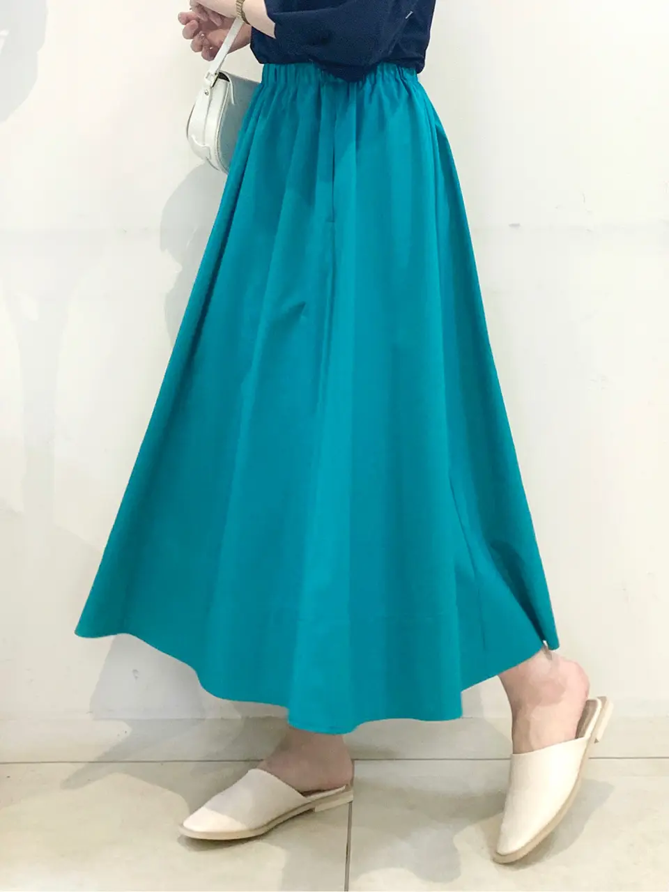 組曲 石井 コーディネート画像