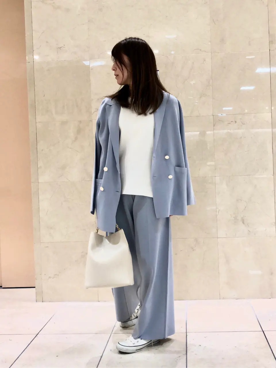 組曲 井上 コーディネート画像